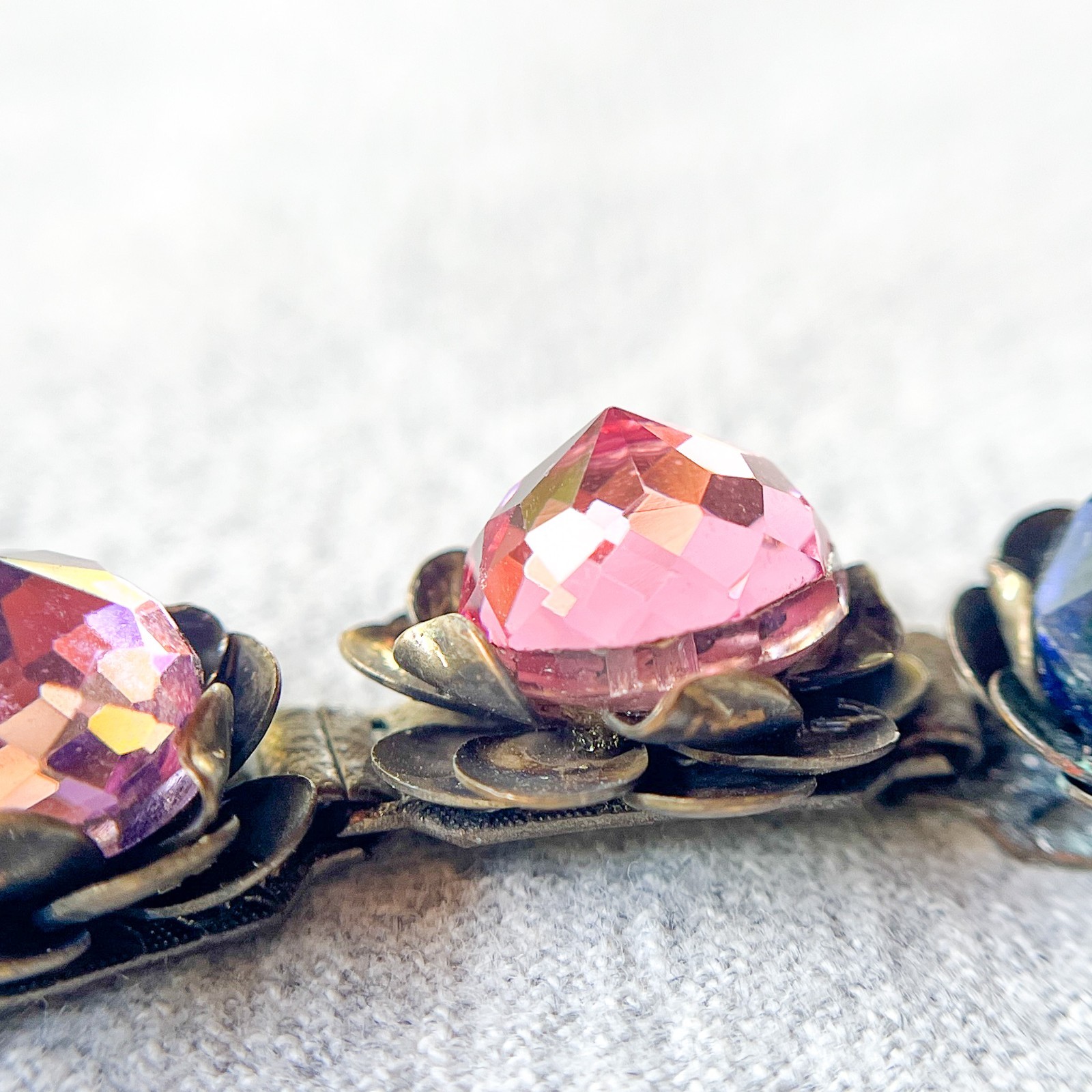 Vintage Art Glass Rainbow Bracelet Faceted Crystal Floral Brass Tone Czech Style