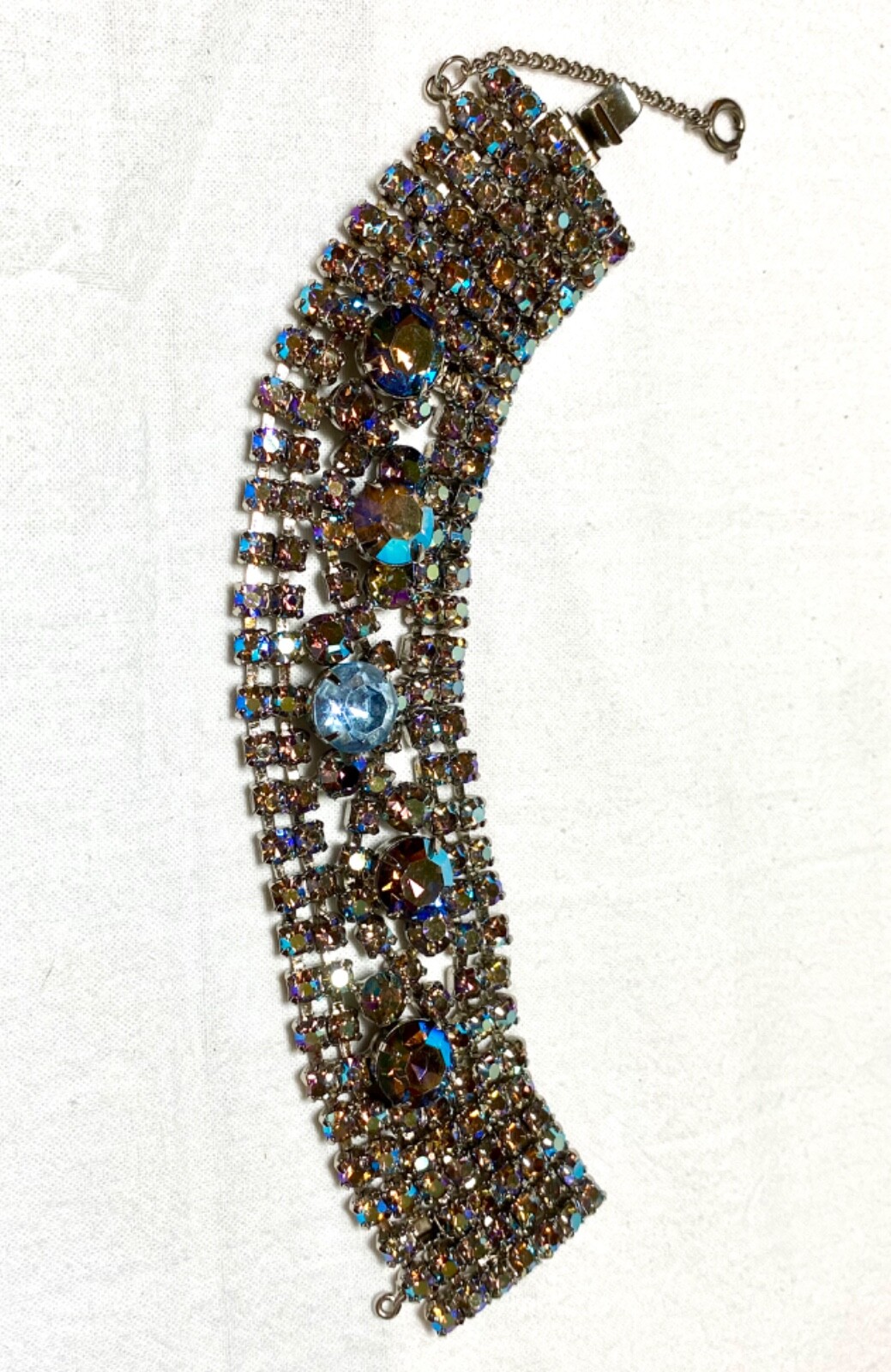 Vintage 7″ x 1″ blue ab possibly Juliana? safety chain missing two sm stones