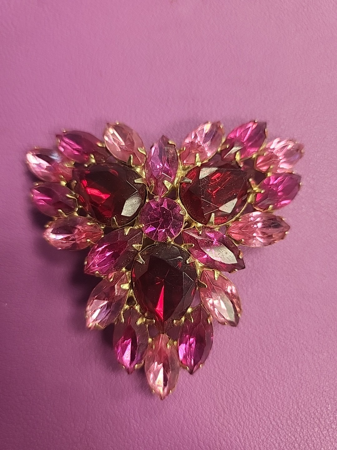 Lovely Vintage Red Fuchsia & Pink Rhinestone Brooch 2.25 Inch