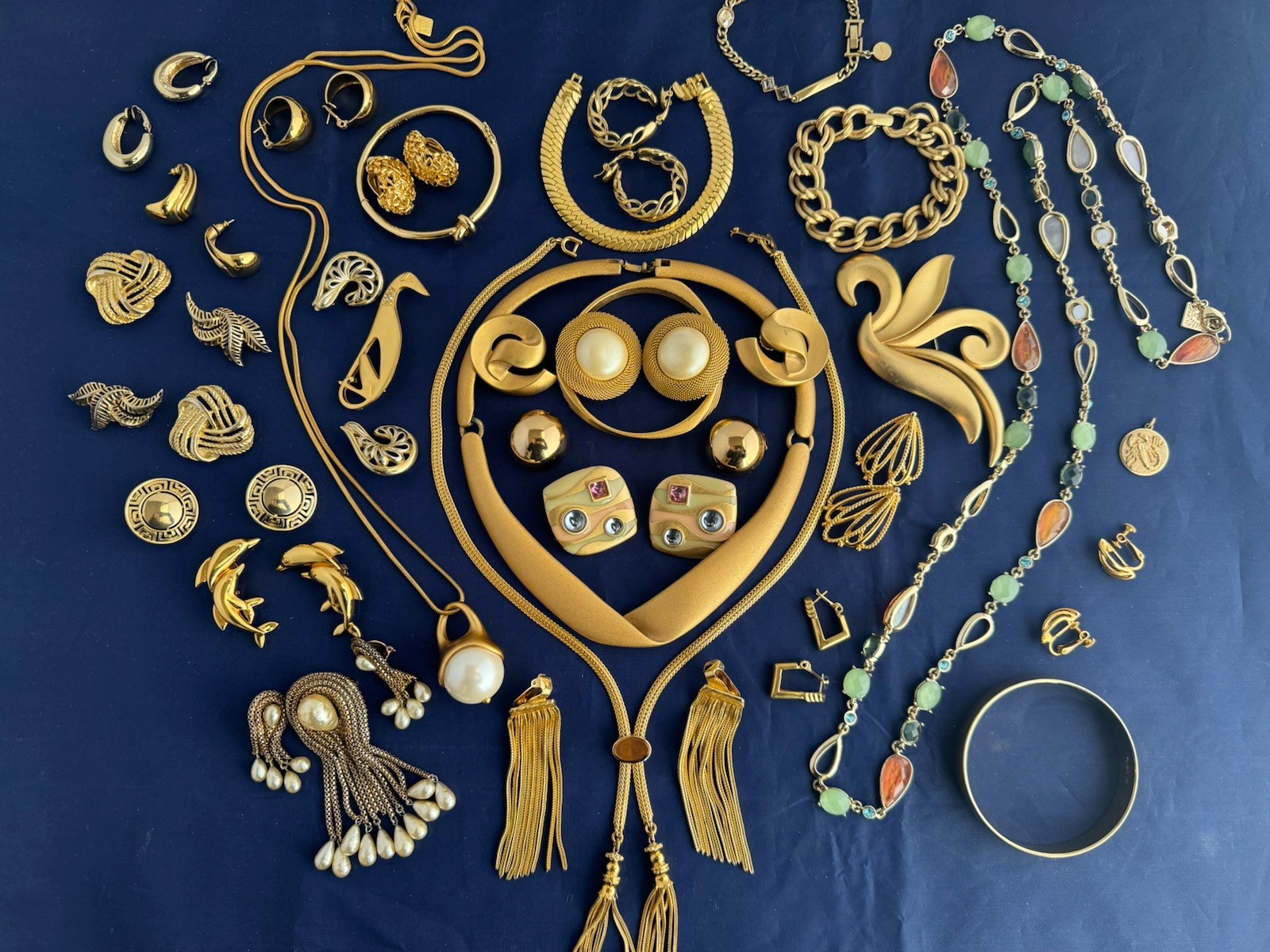 Vintage Now Jewelry Lot Gold Tone Monet AK Trifari Napier K Spade Erwin Pearl 30