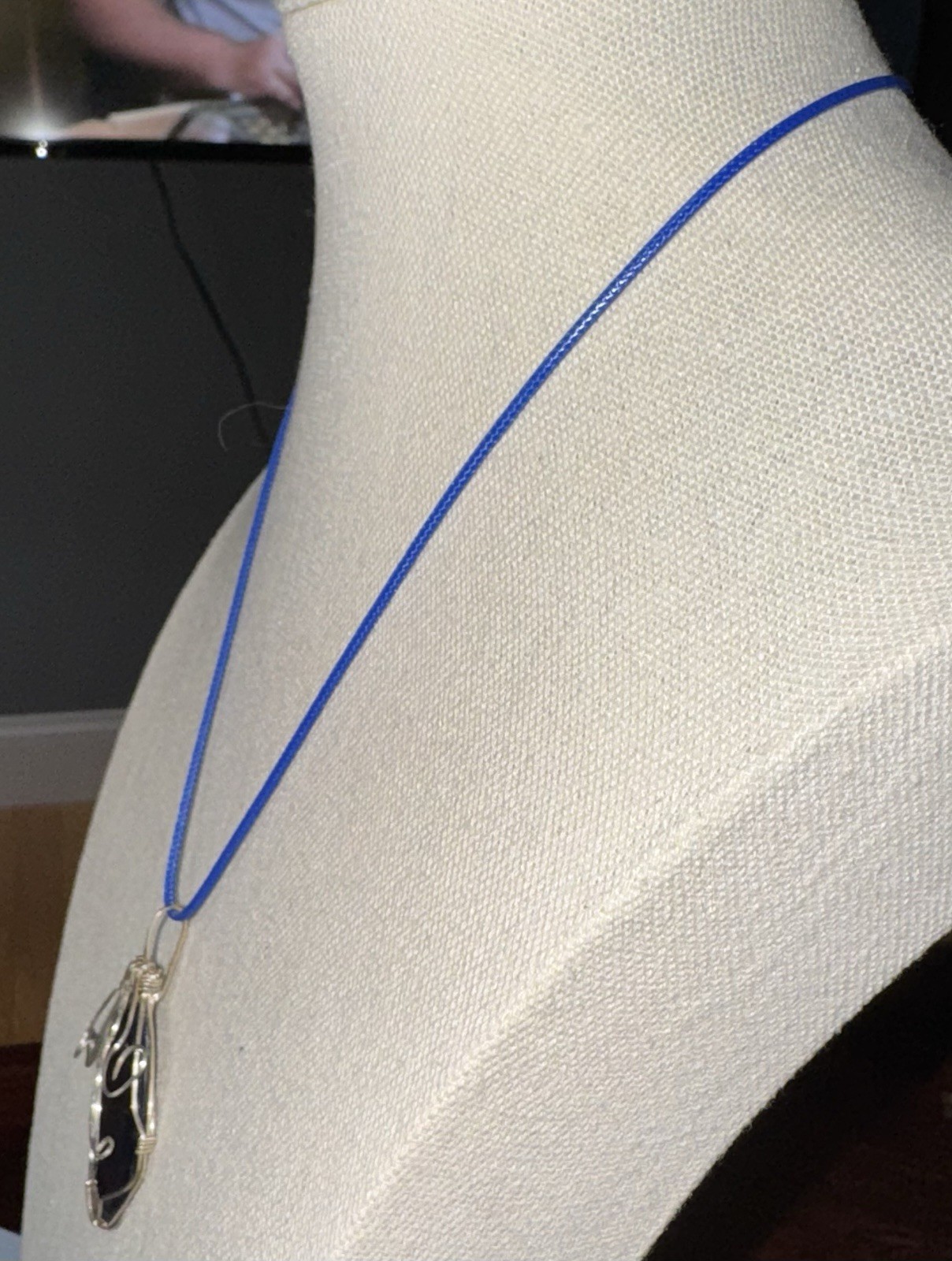 Vintage Sterling Silver Wire Blue Abalone Paua Shell Pendant On Cord Necklace