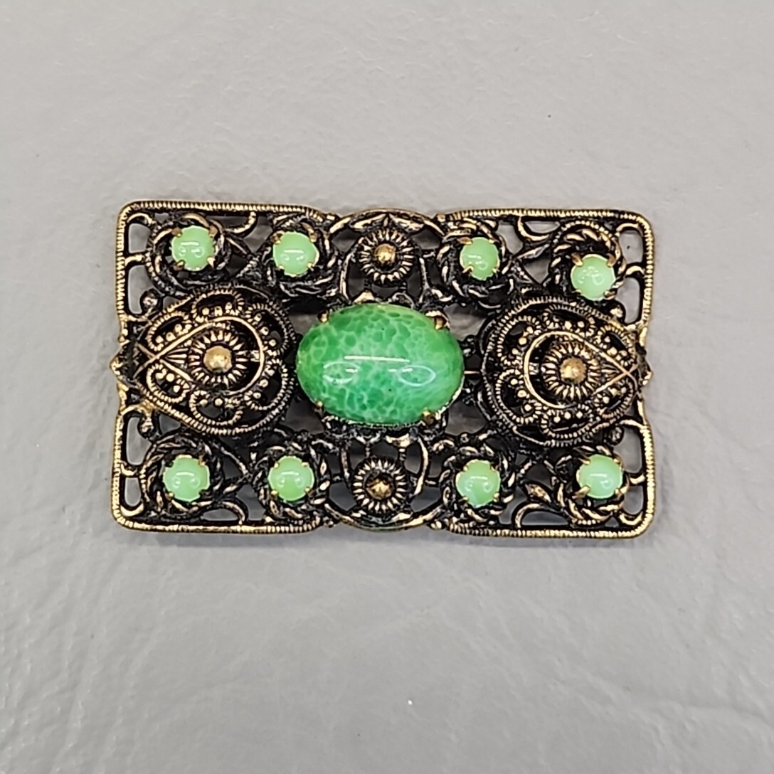 Vintage Brooch Lot of 2 Peking Glass Foil Confetti Oval Gold Tone Filigree