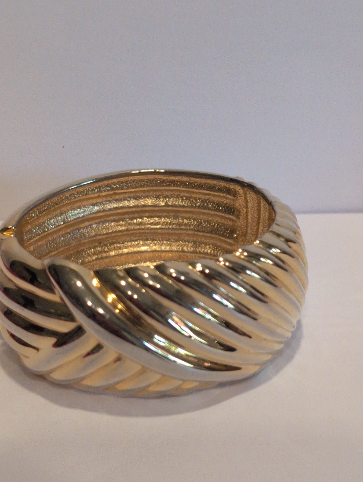 Lot Of Vintage Cuff, Hindge, Enamel, Plastic ,Chuncky Bracelets