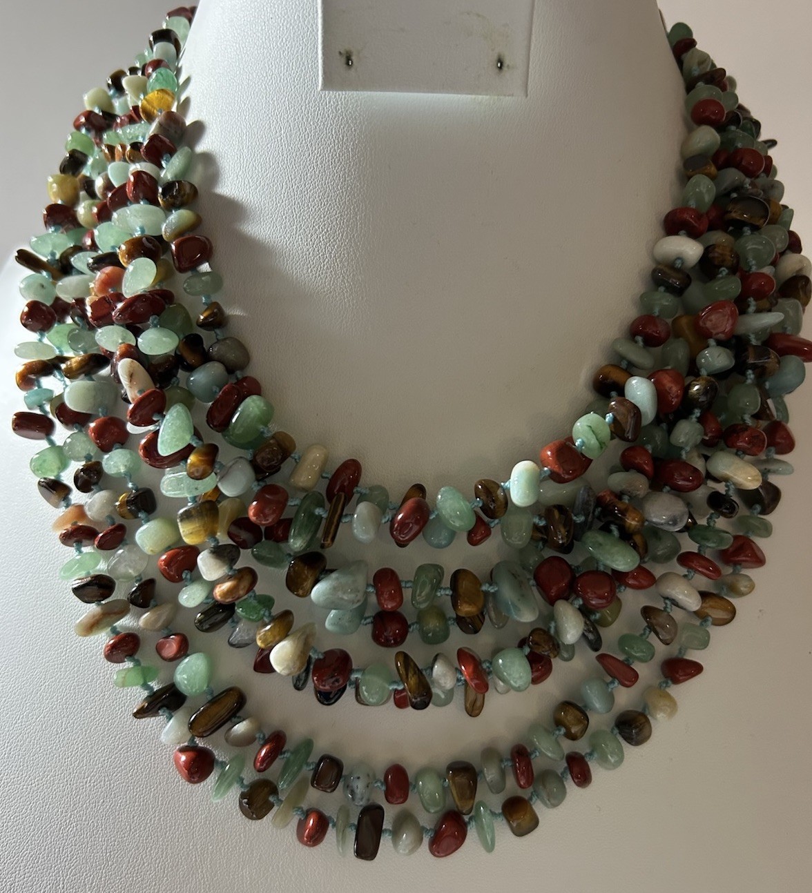 Vtg Multi strand(8)Natural Jade,Tigers Eye,& Jasper Chip Bead Necklace Hand Knot