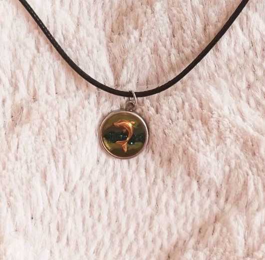 Vtg Y2k 2000s Dolphin Resin Charm Multicolor Pendant Cord Necklace 90s Style