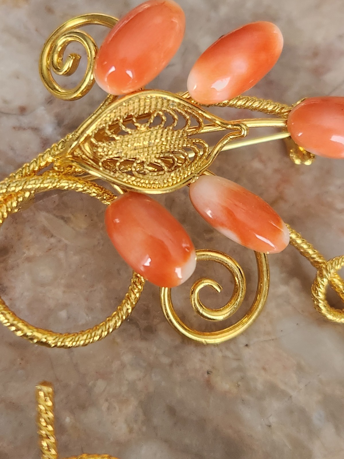 Vintage Angel Skin Coral Oblong Stones Goldtone Cannetille Flower Spray Brooches
