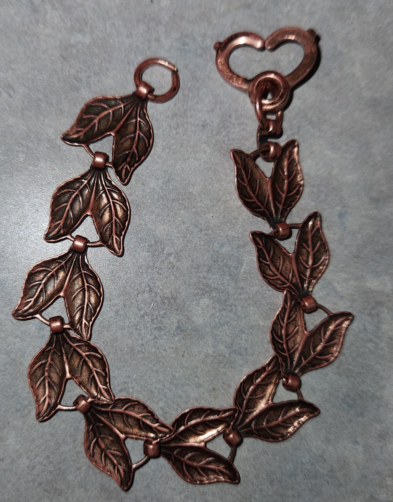 Vtg Unmarked Stamped Copper Double Leaf 7″ Link Bracelet With Heart Sister Clasp