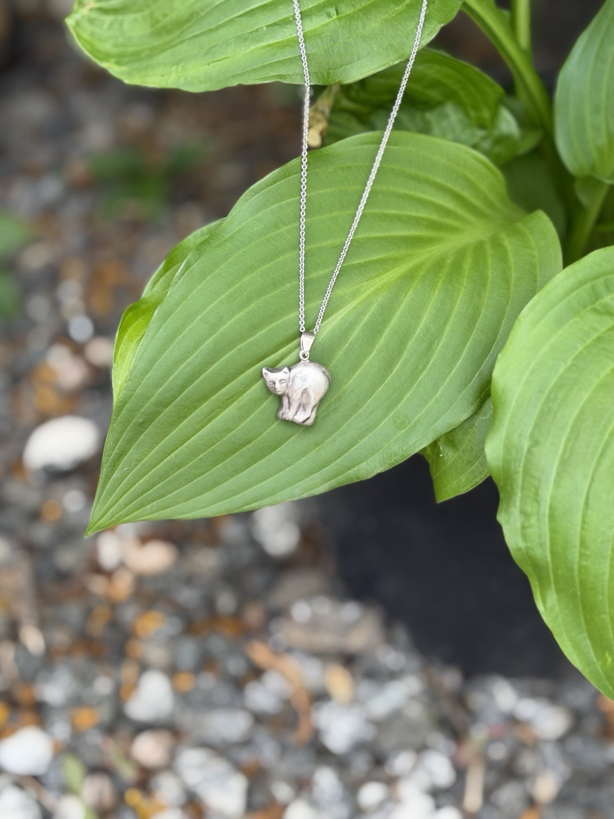 Vtg Sterling Silver 3-D Puffy Cat Pendant Necklace Hallmark-CW