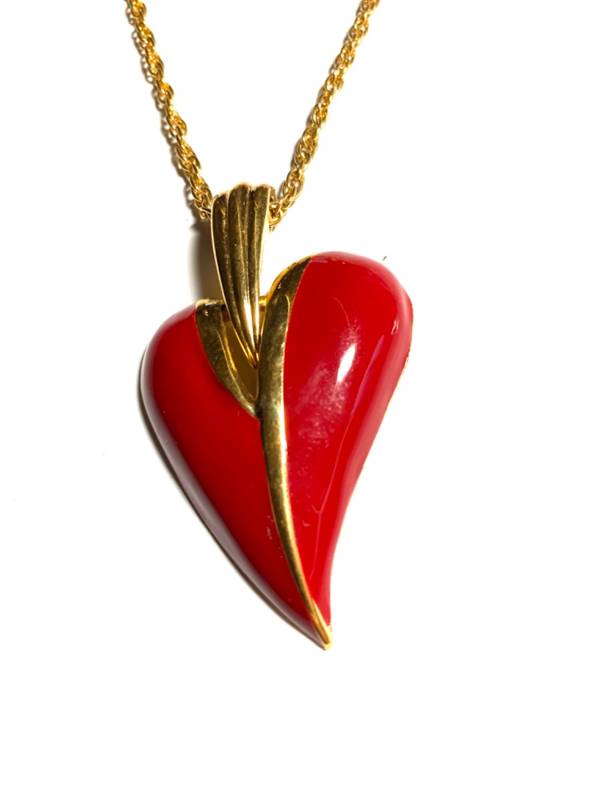 Red Gold Tone Heart Necklace with Matching Post Earrings 22 inches