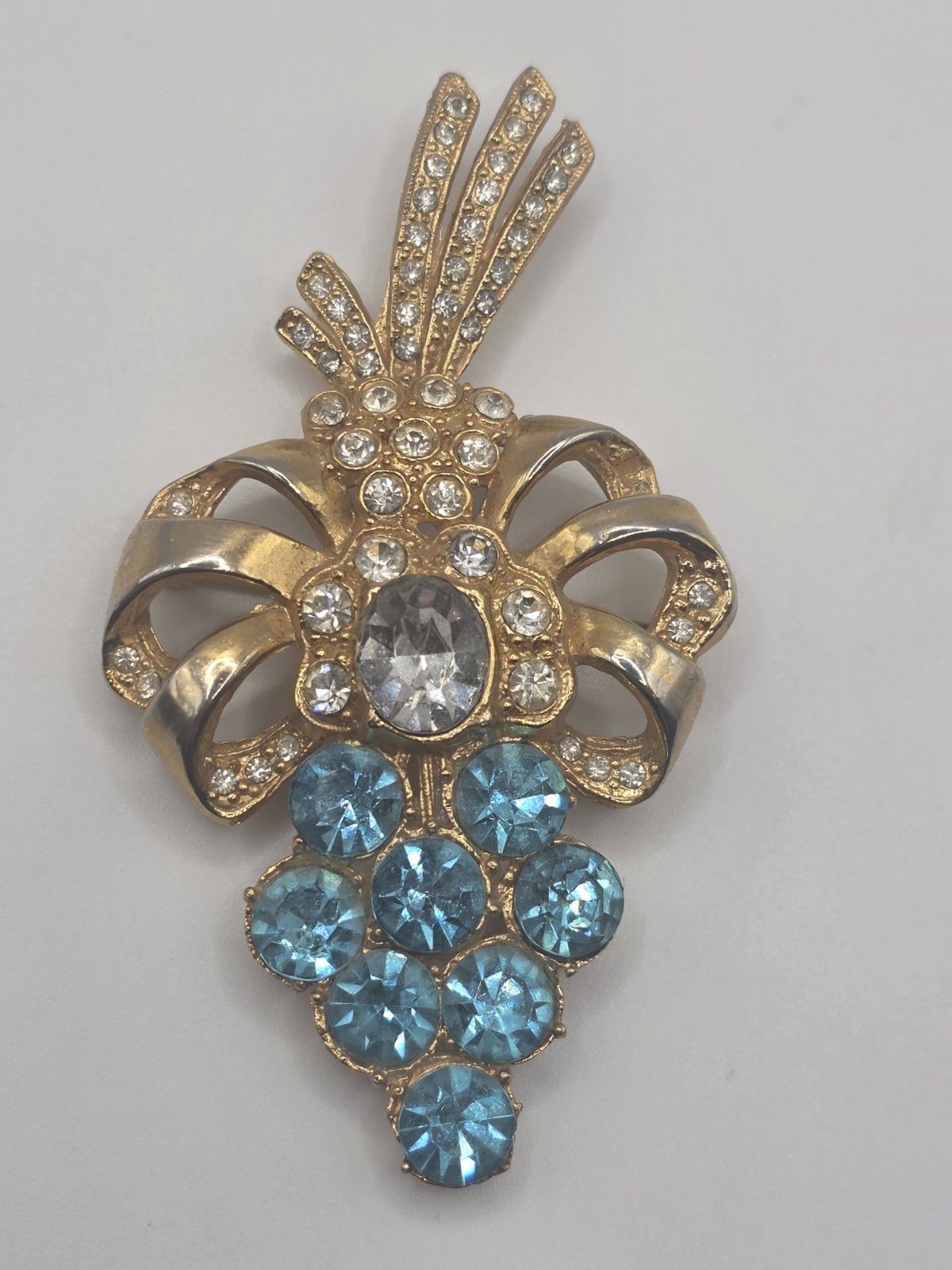 Vintage Blue And Clear Crystal Grape Gold-Tone Pin Brooch – 4 Inches