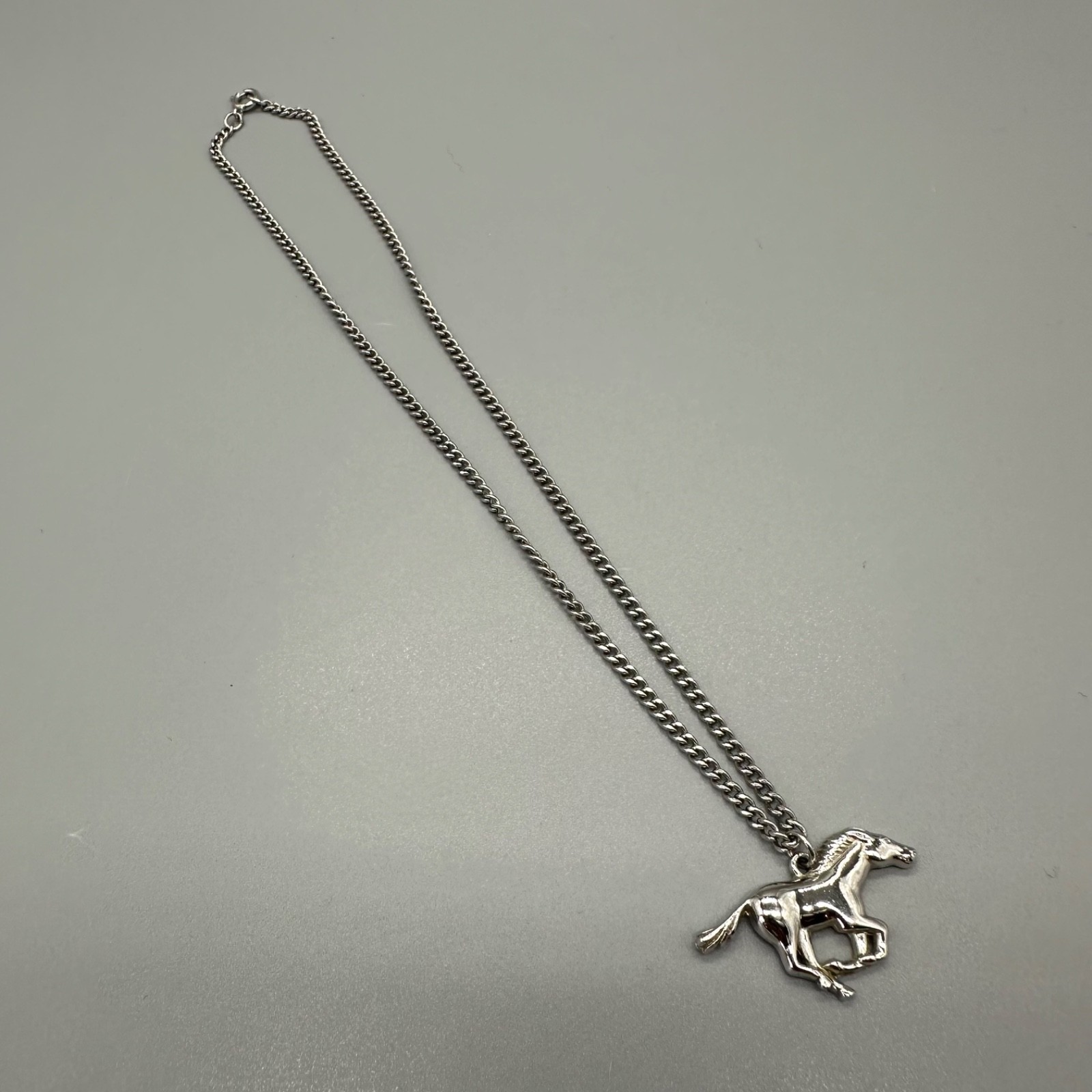 Vintage Silver Tone Horse Pendant Necklace 16″ Equestrian Western Rodeo