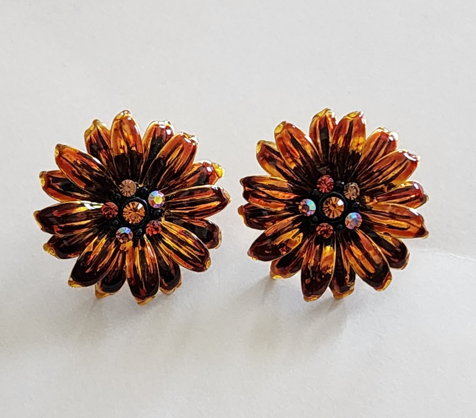 Joan Rivers Amber Brown Enamel Sunflower Daisy Earrings Rhinestone Pierced VTG