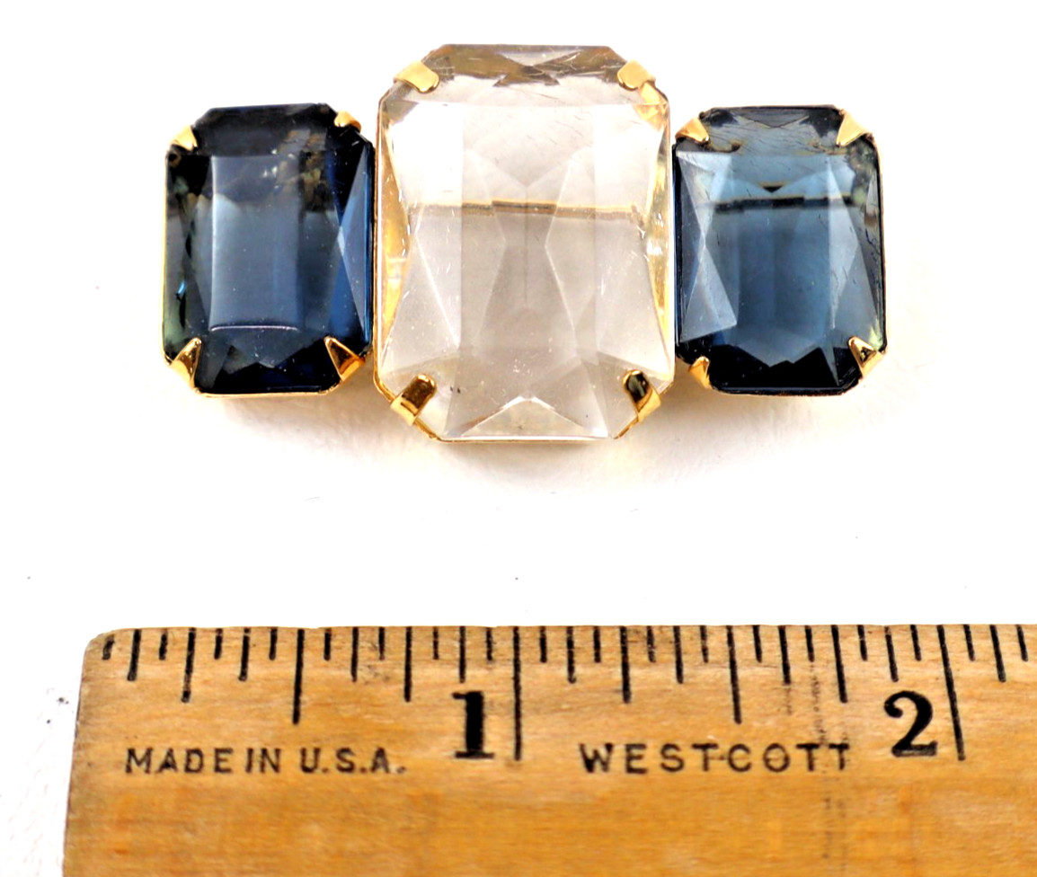 Vintage Brooch pin AVON blue & clear faceted glass rhinestones 1980s emerald cut