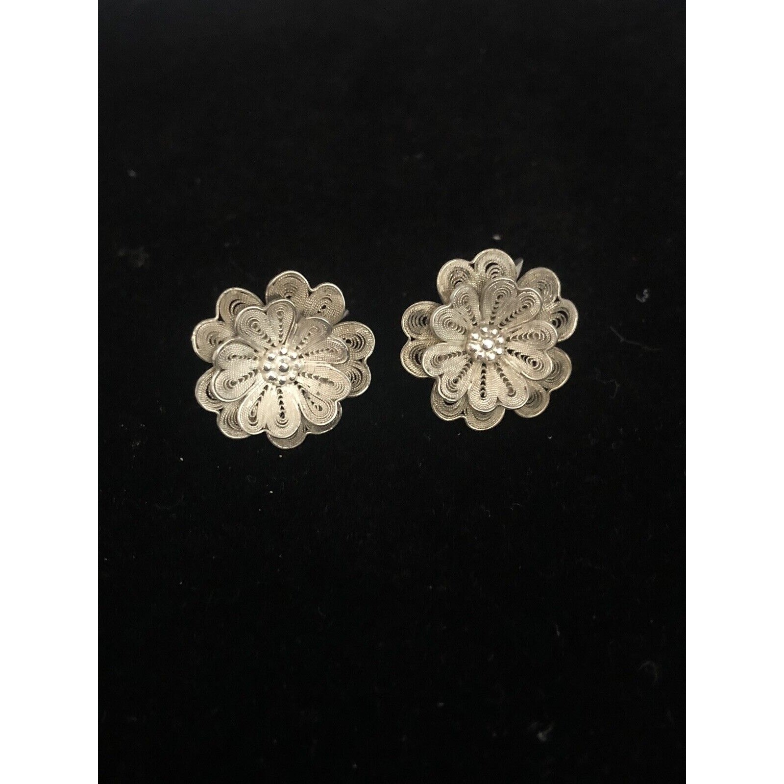 Vintage MCM Screw back 950 Fine Silver Cannetille Flower Earrings