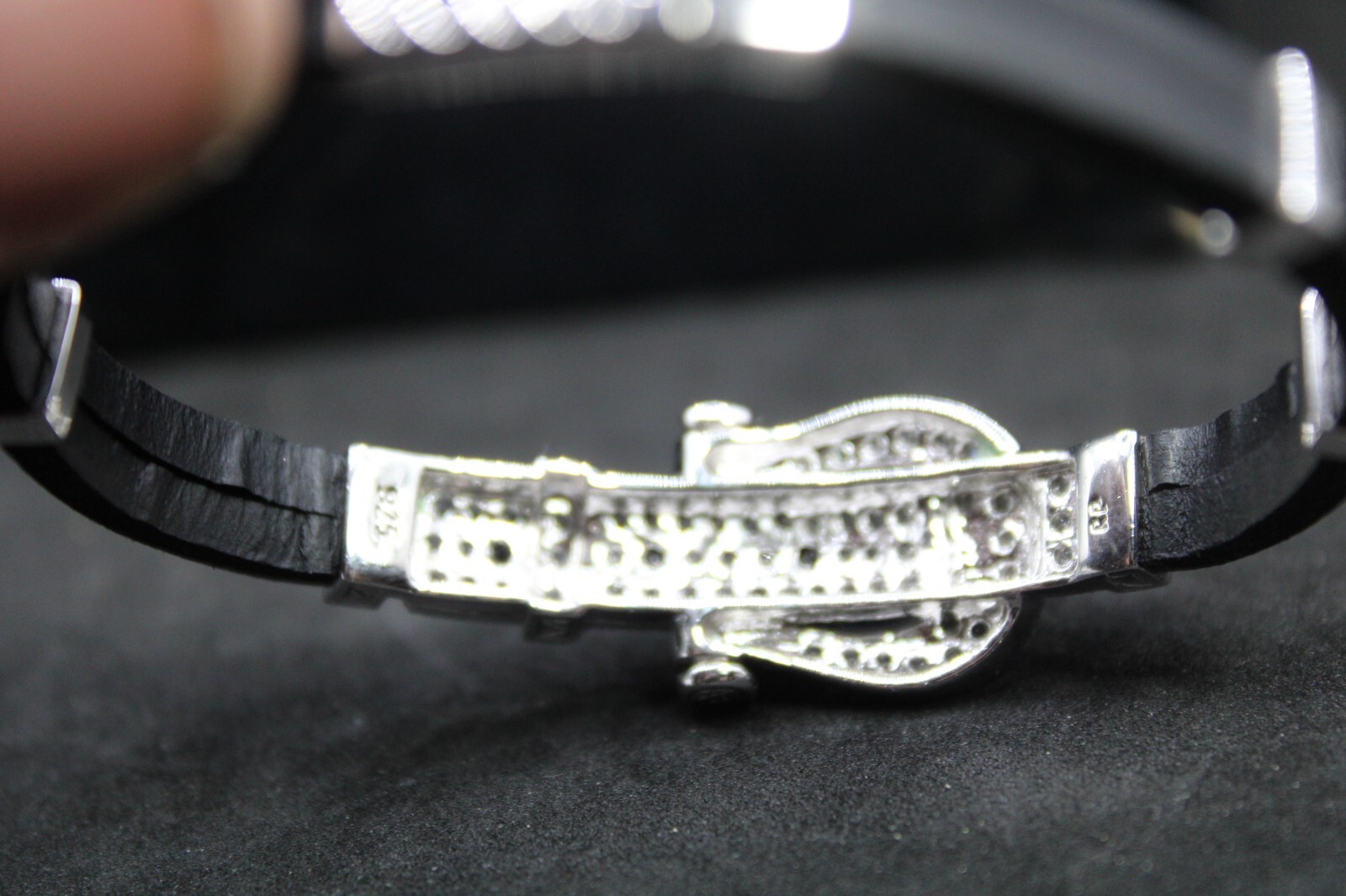 VINTAGE CHINA RP HORSESHOE CRYSTAL RHINESTONE LEATHER BRACELET 7 1/2″