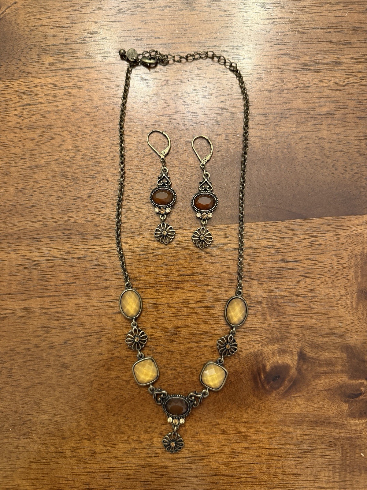 Lia Sophia “Toffee” Brown/Orange Resin, Crystals, Antique Gold Necklace-Earrings