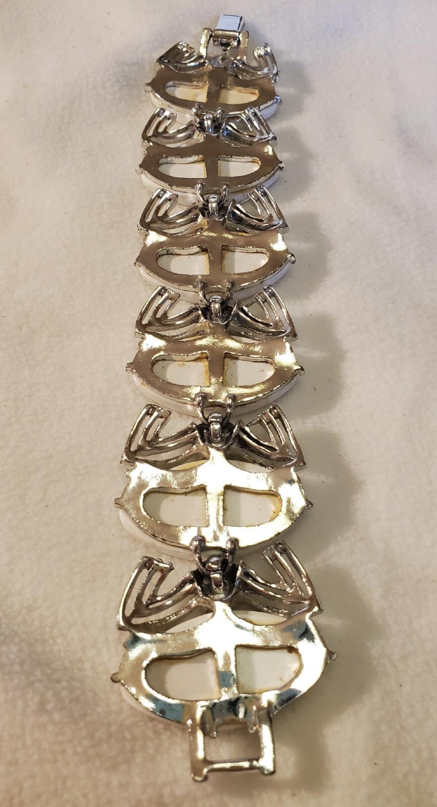Vintage Thermoset Silver Tone With White Enamel Bracelet