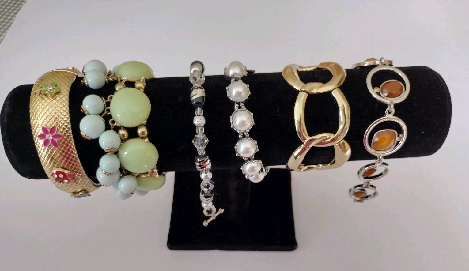 Vintage Lot of 6 Bracelets Dangling Beads Gold Tone 1 Signed Lia Sophia Wearable