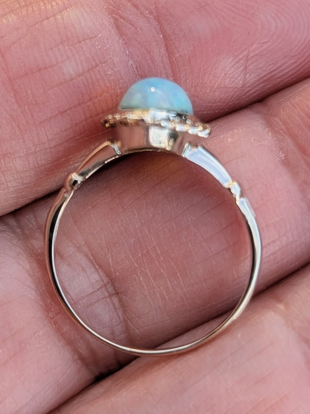 Vintage BDA 10 K Yellow /Rose Gold Marquise-Cut Opal size 6.5