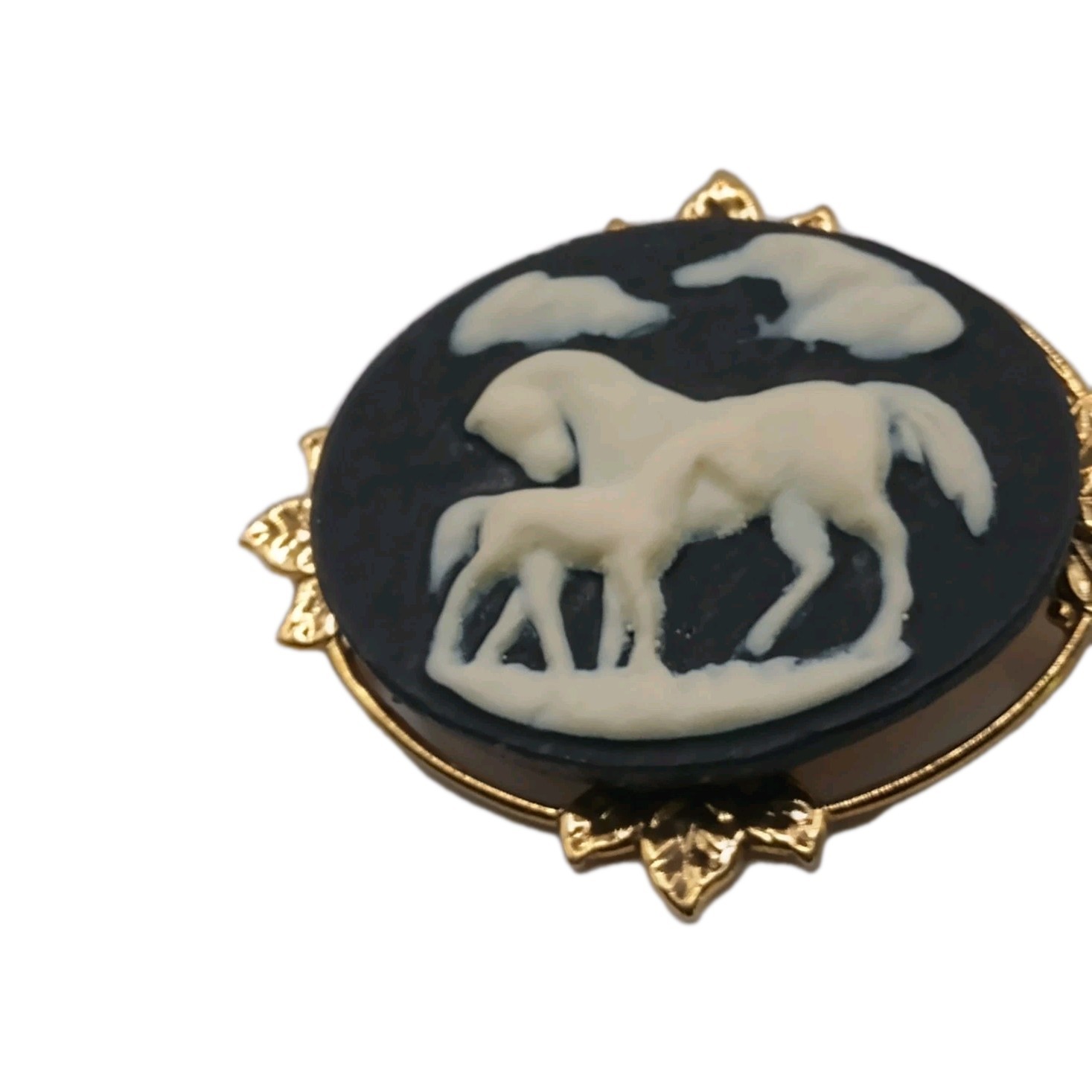 Vintage Horse & Foal Cameo Brooch Pendant White Gold Tone Leaf Frame 2 by 1 1/2