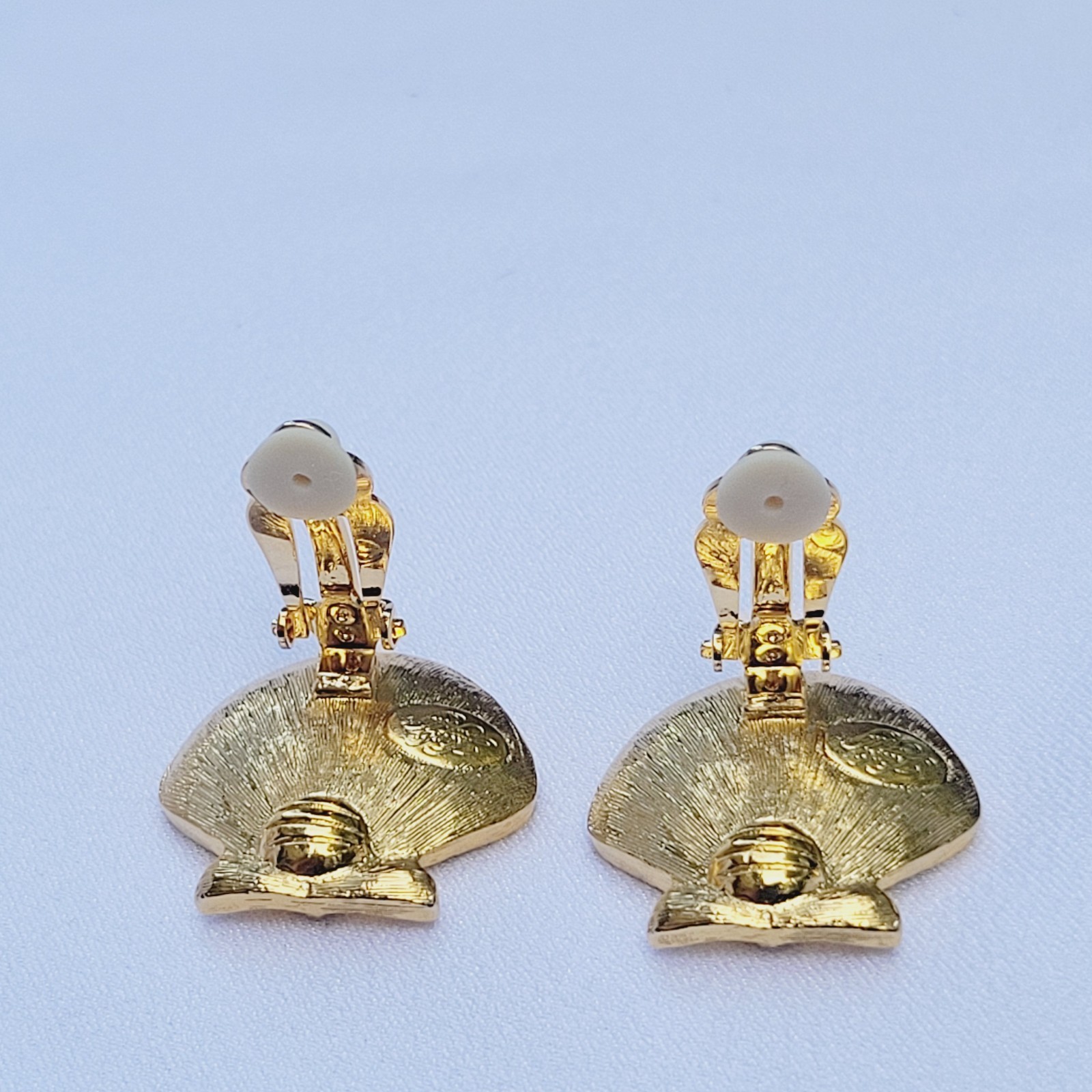 Kirks Folly Angel Brooch & Scallop Seashell Earrings Clip On Goldtone Crystals