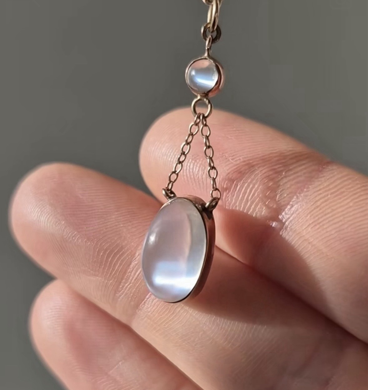 Edwardian 15ct Gold Chain & 9ct Moonstone Drop Pendant Necklace
