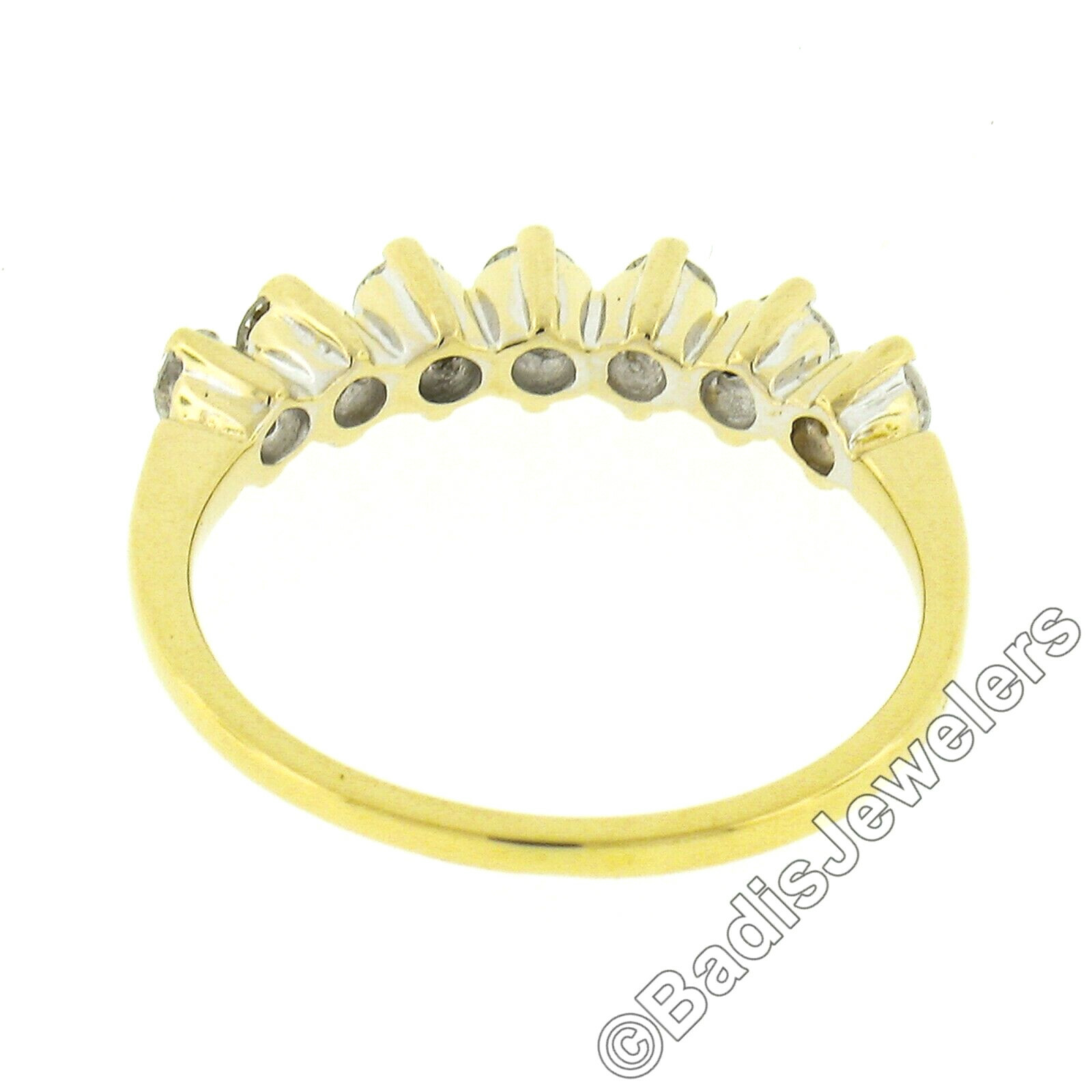 Vintage Classic 14k Yellow Gold 0.35ct Round Prong Set Diamond Wedding Band Ring
