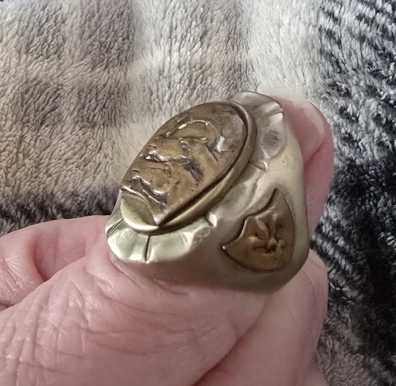 Very Rare 1940s Mexican Biker Ring Mixed Metals Brass Horses enamel sz 9, 35g