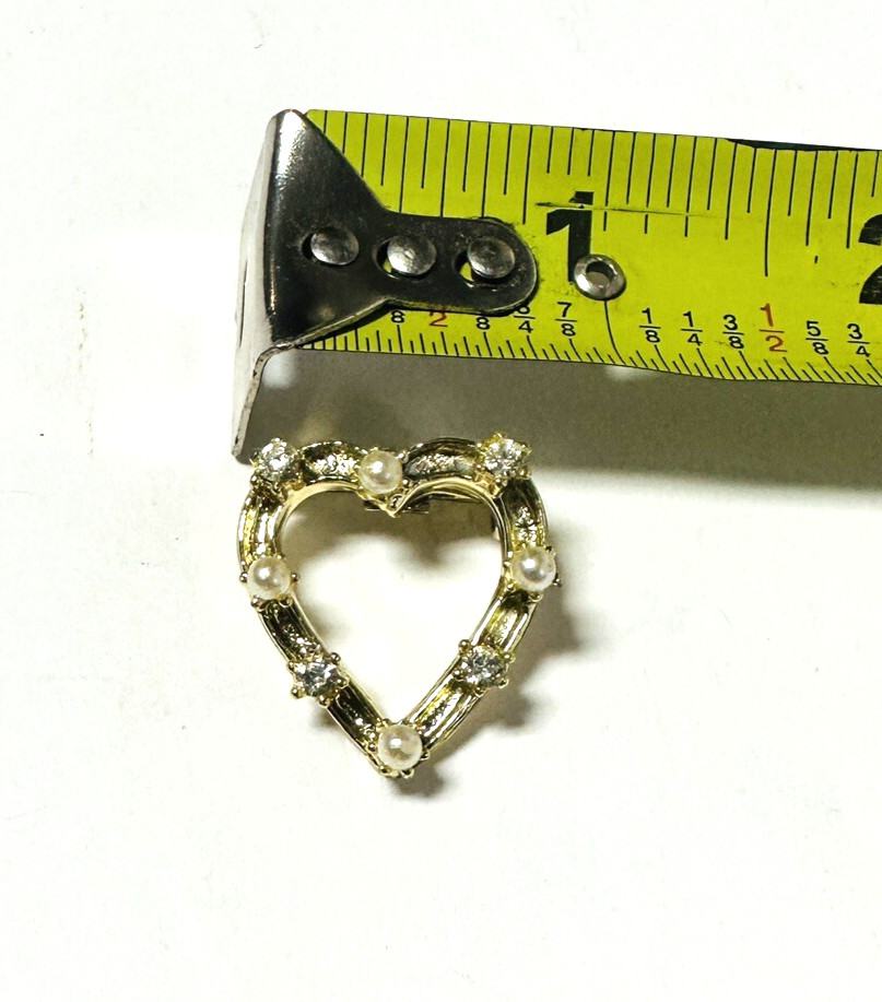 Heart Brooch Gold-tone Metal Rhinestones and Faux Pearls Love Beauty Shiny VTG
