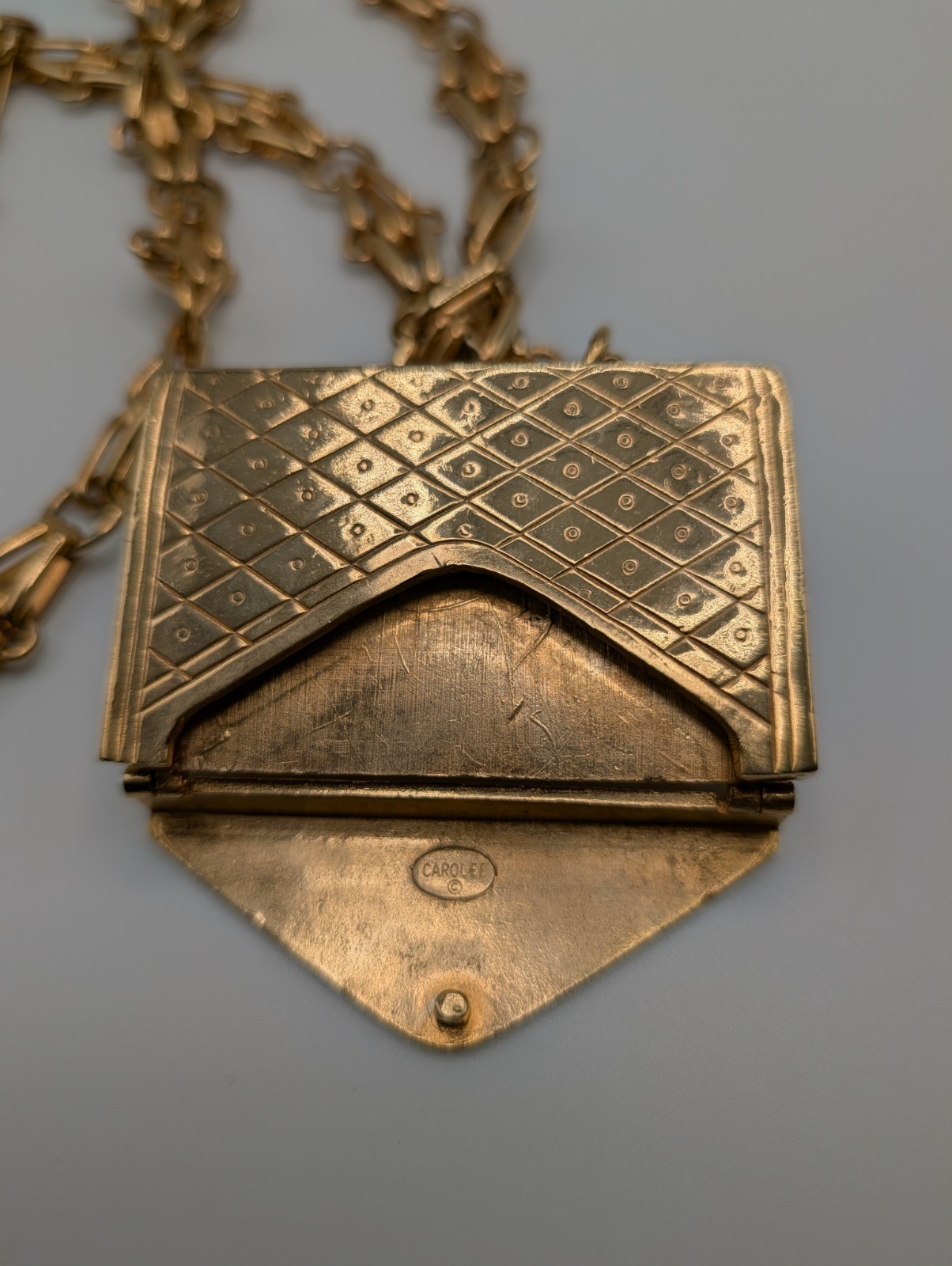 Vintage Carolee Gold Tone Long Purse Necklace, Circa 1980s, 38″ L