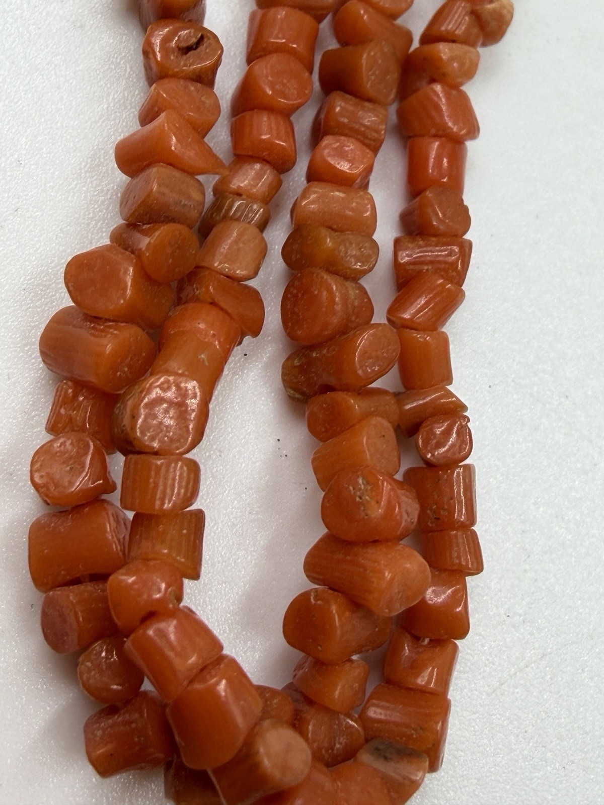 Vintage Necklace Coral Chip LIghtweight Antique No Clasp 40 inches