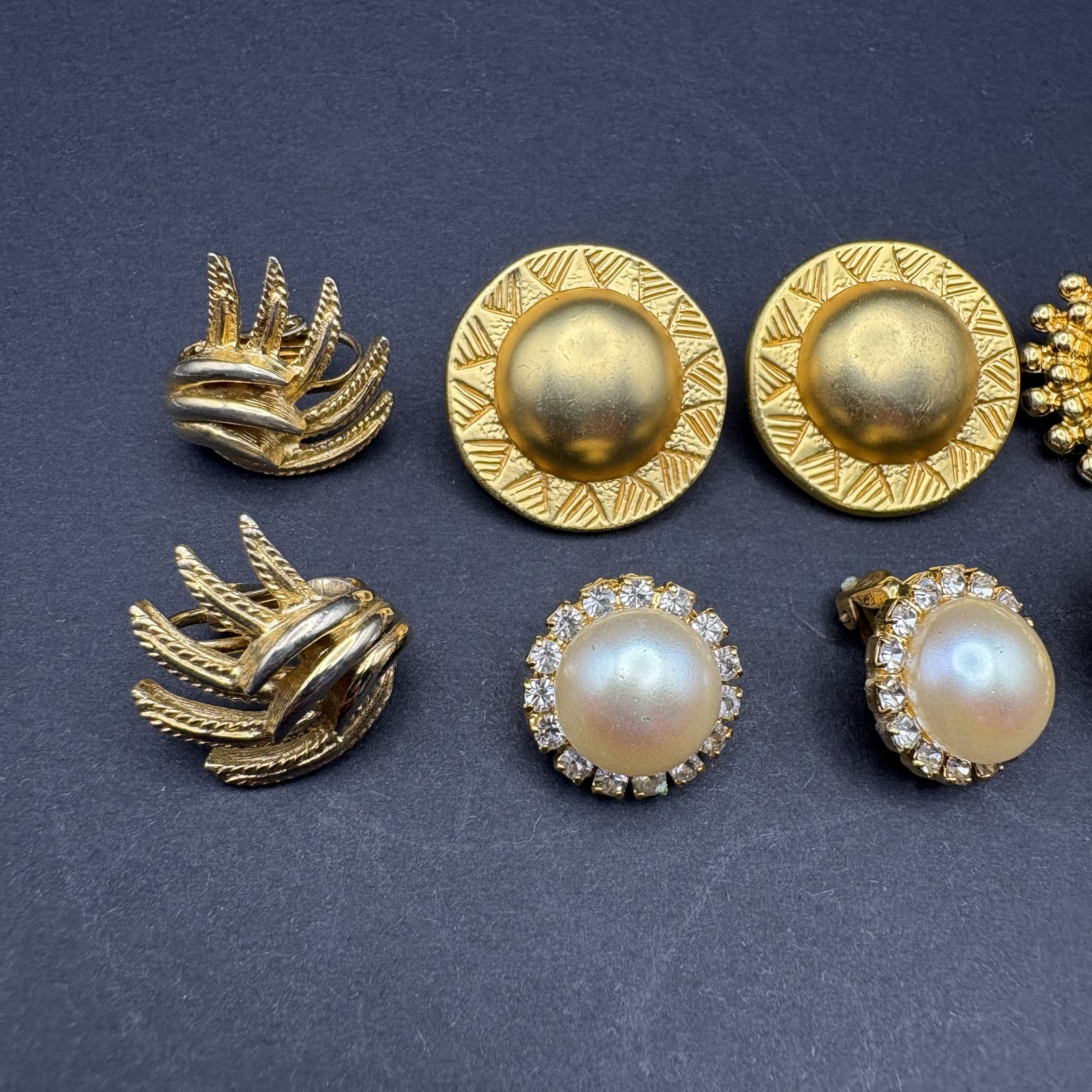 Lot of 4 Pairs Vintage Gold Tone Clip On Earrings Costume Jewelry Pearl