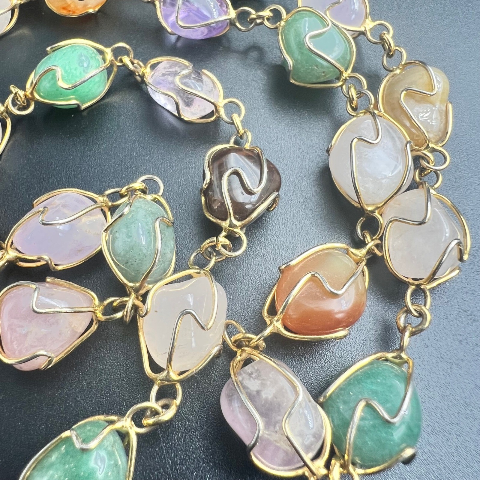 Multi Color Tumbled Stone Wire Wrapped Cage Link Necklace 18″ Vintage 1990s