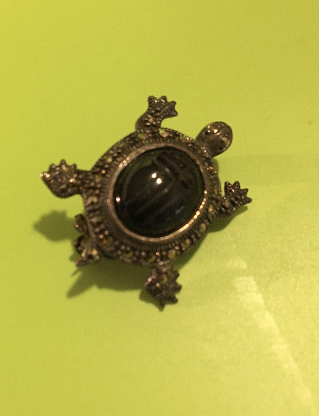 Costume Jewelry – Turtle Pin with Stone, & Great Detail – Safety-clasp Sharp Pin