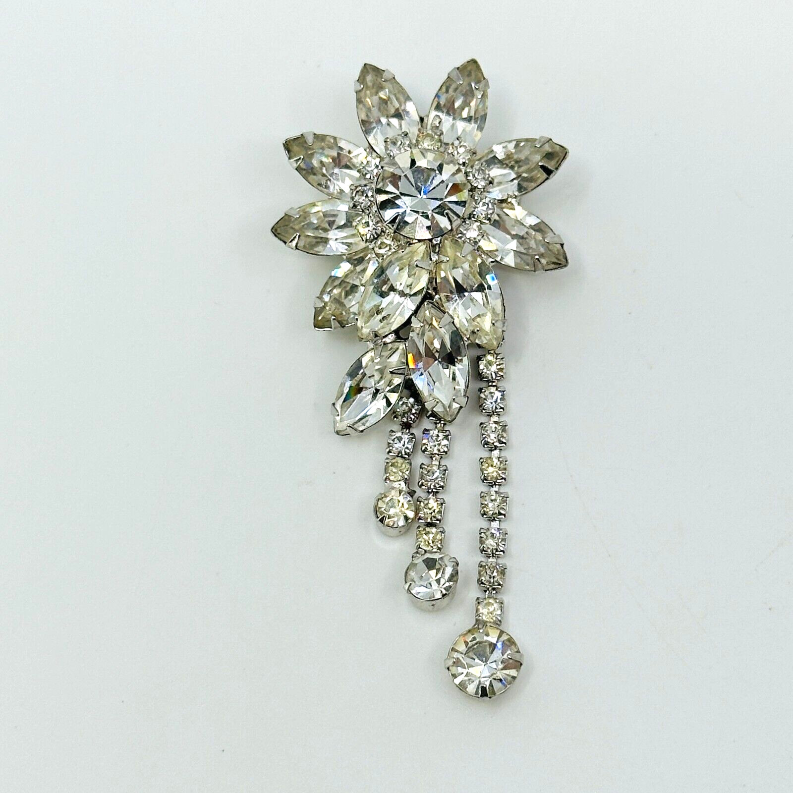 VTG Brooch Rhinestone Flower Prong Set Pendant Stunning Unsigned Beauty 3.5″