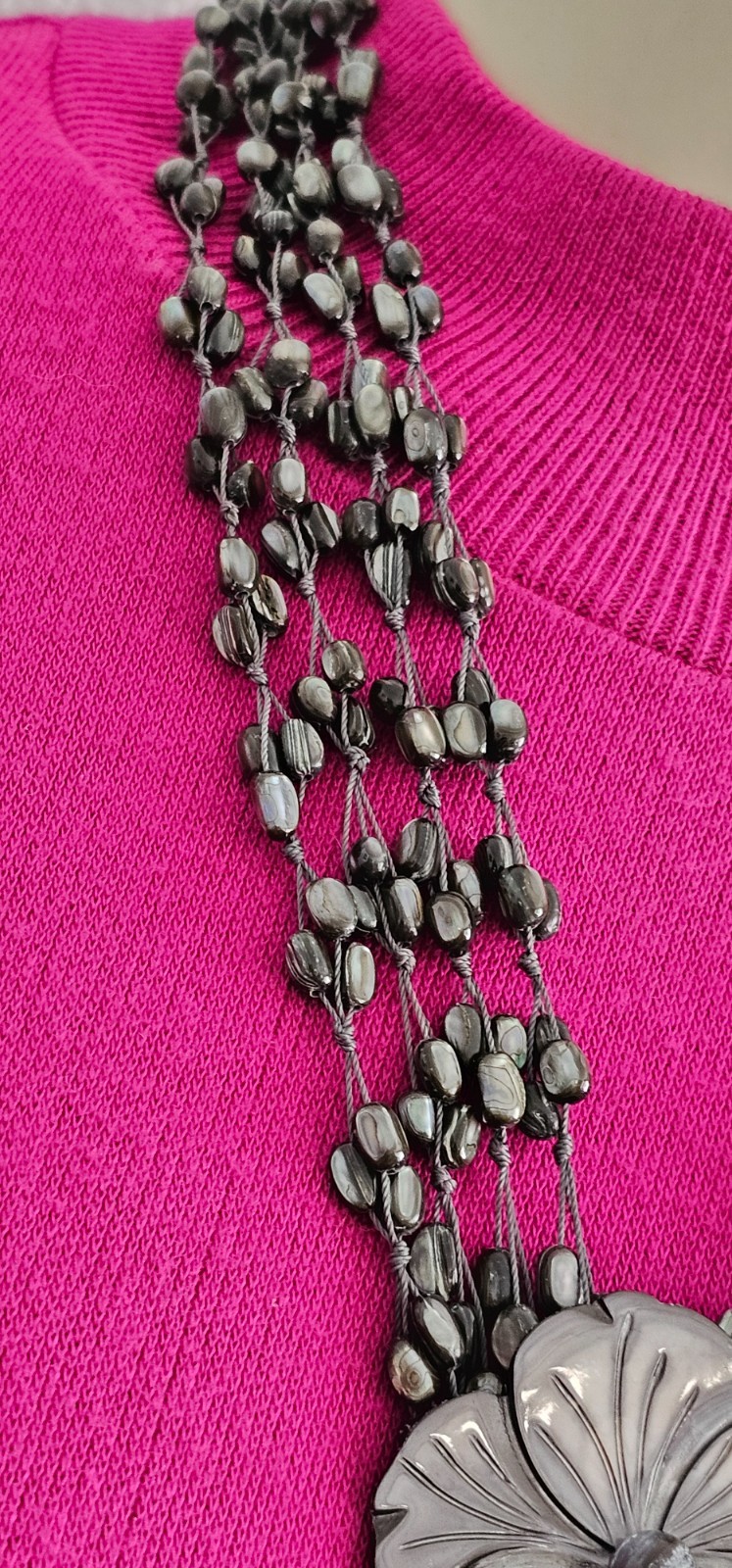 RARE VINTAGE Mother Pearl necklace shiny different gray shapes 4 strand 18