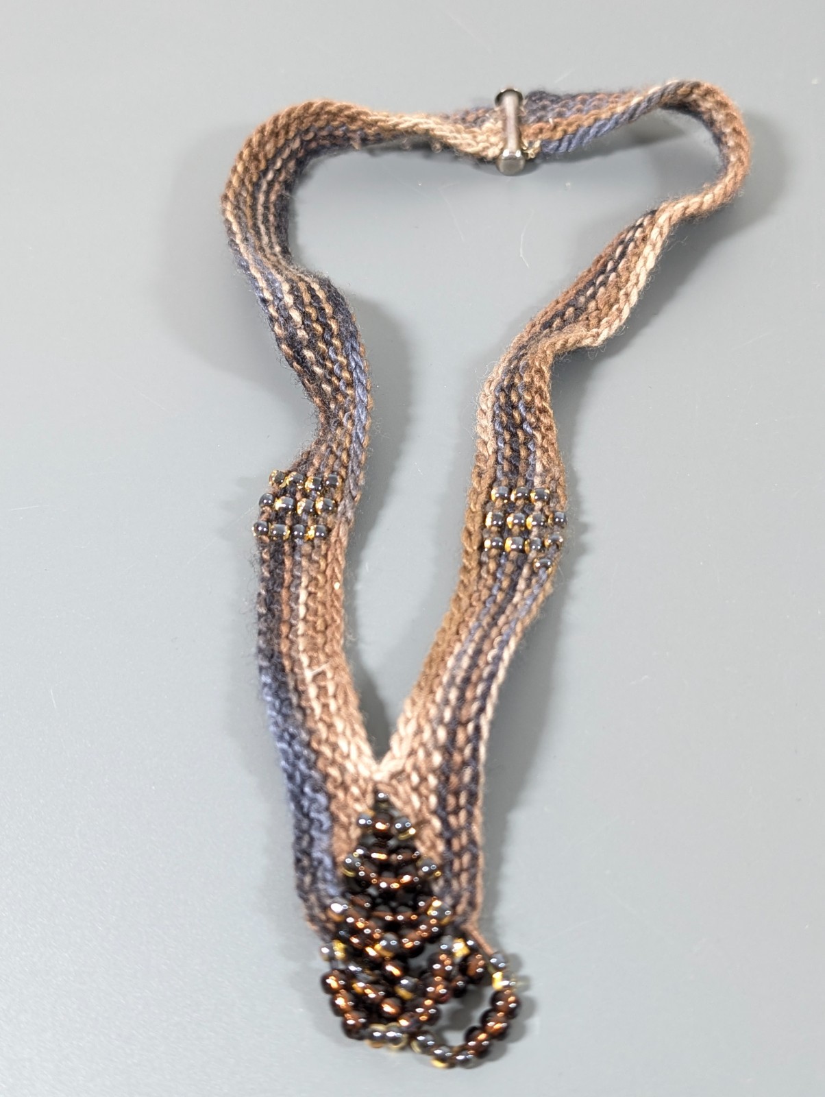 Vintage Woven Knit V Shape Statement Necklace Glass Bead Artisan Boho 16″ Collar