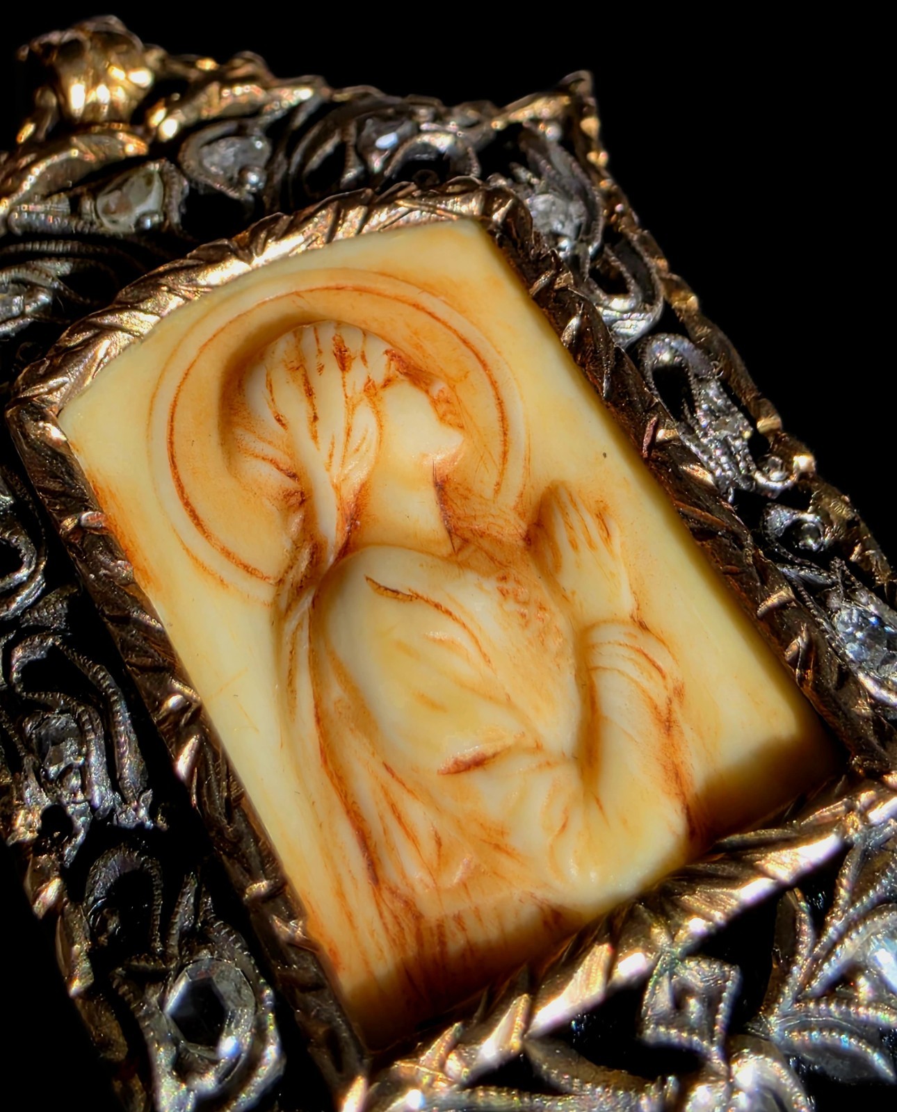 Fine Antique Art Nouveau 18K Gold Silver Diamonds Virgin Mary Pendant Ca 1900