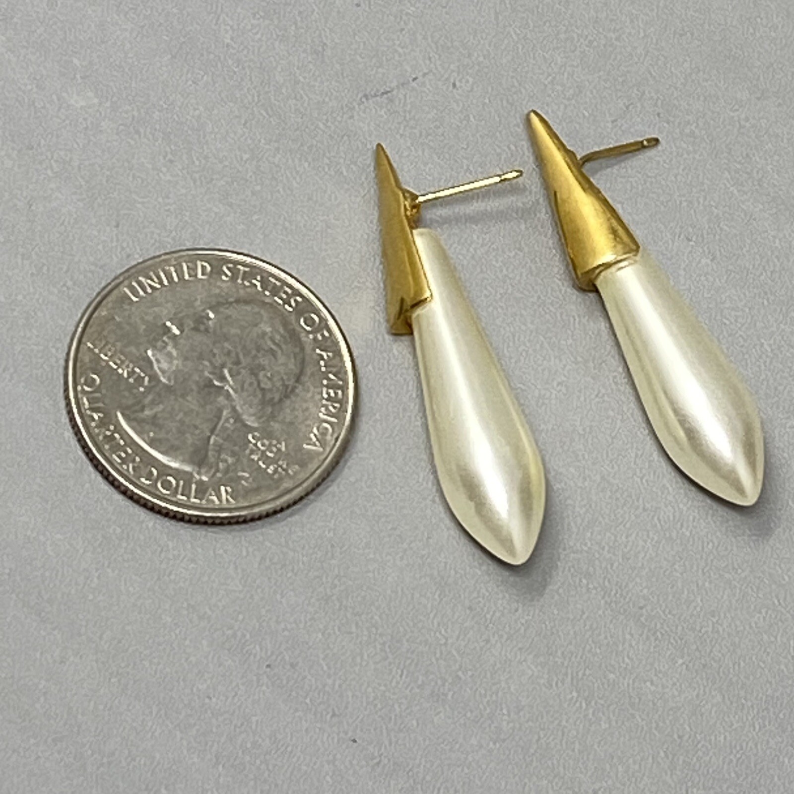 Faux Pearl Dangle Drop Earrings Pierced Matte Gold Tone Tip Classic New Backs