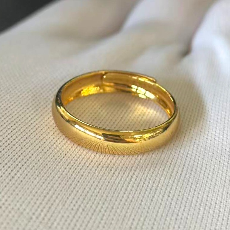 VTG Gold-plated (NOT SURE) Gold-tone Ring Band marked ‘999’, Size 9 adjustable