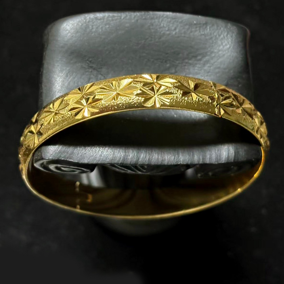 Floral Bangle Bracelet Openable Gold-wash (NOT SURE), marked’999′, 7.4 inch