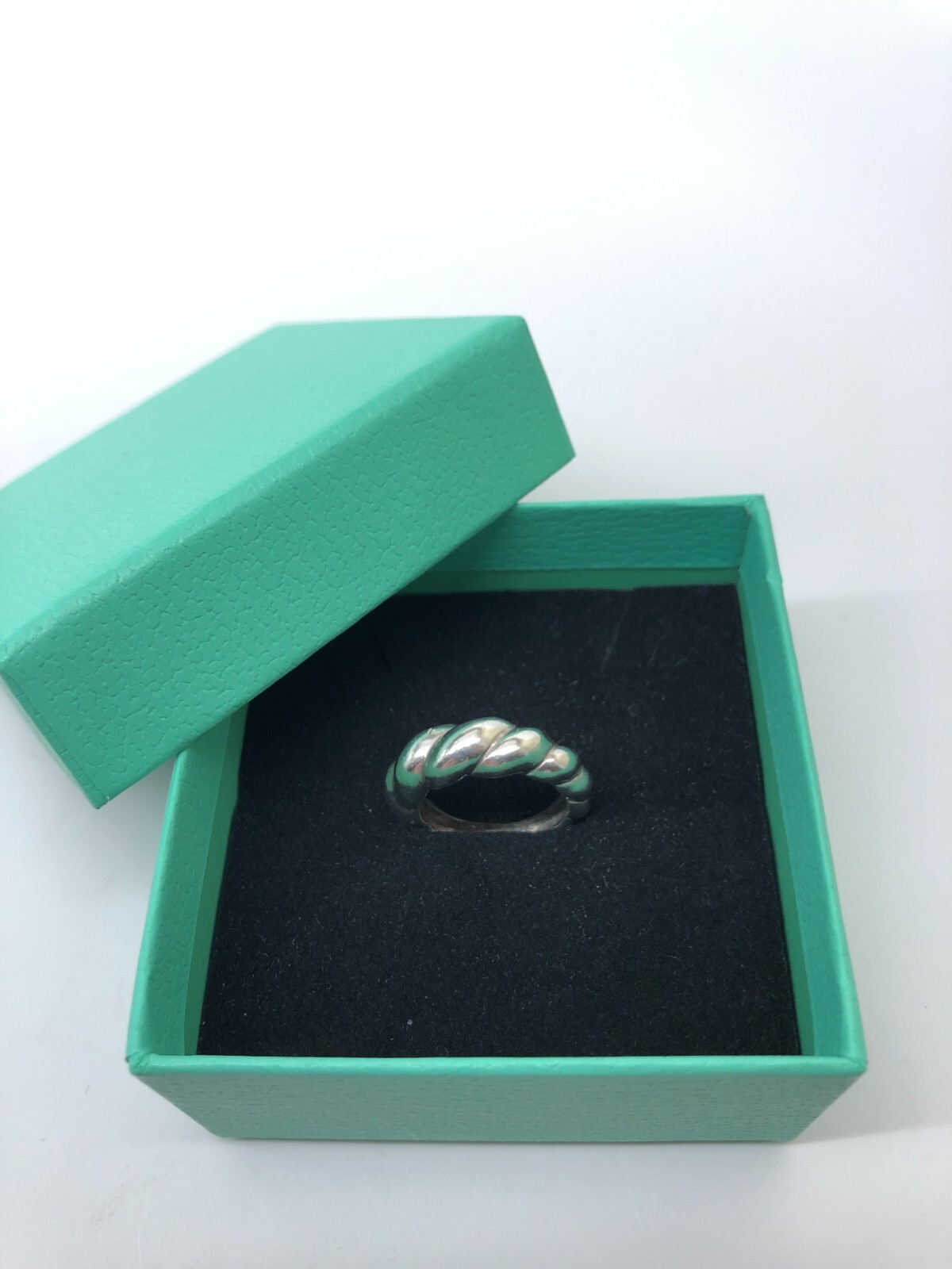 Vintage Sterling silver Twist ring Ladies sz 6 1/2 5.4 g