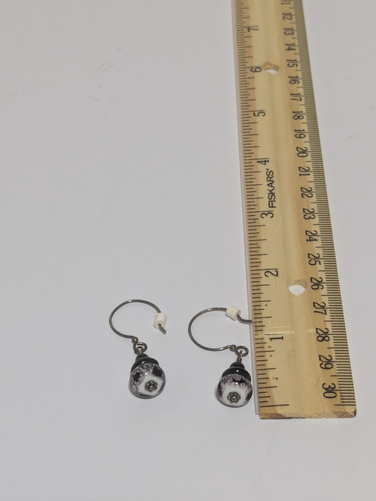 Vintage Lamp Glass Bead Flower Design Hook Dangle Earrings 1″. Silver Tone.