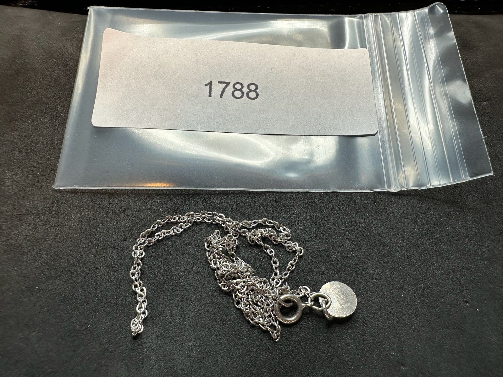 1.52g Vintage Sterling Silver 925 Cable Flat Chain Necklace 18 in M