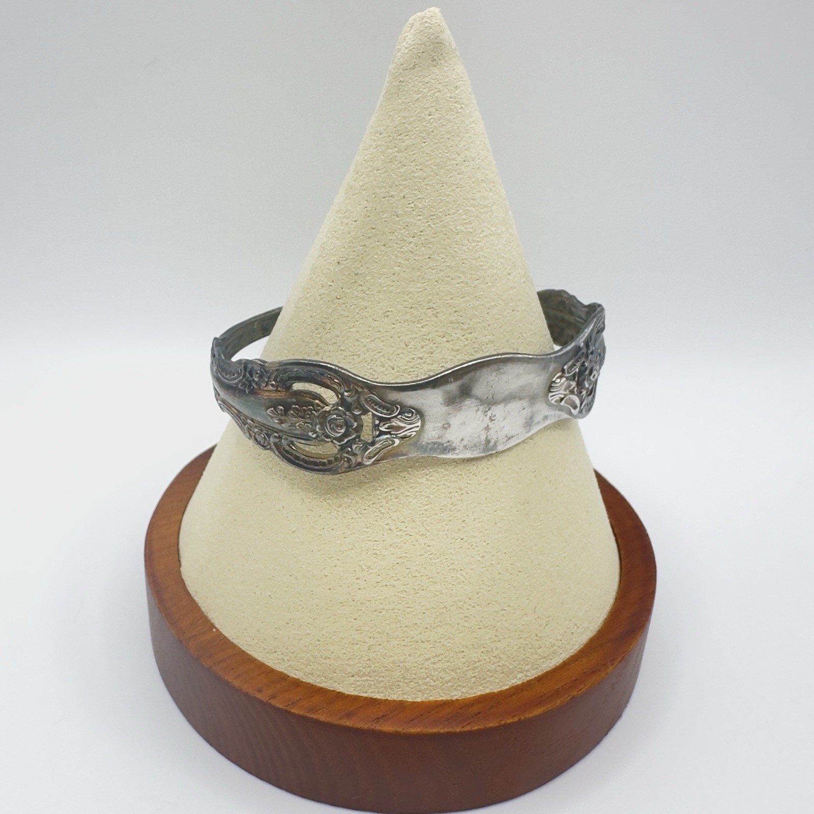 Vintage Oneida Silverplated Flatware Cuff Bracelet Engravable Size 6