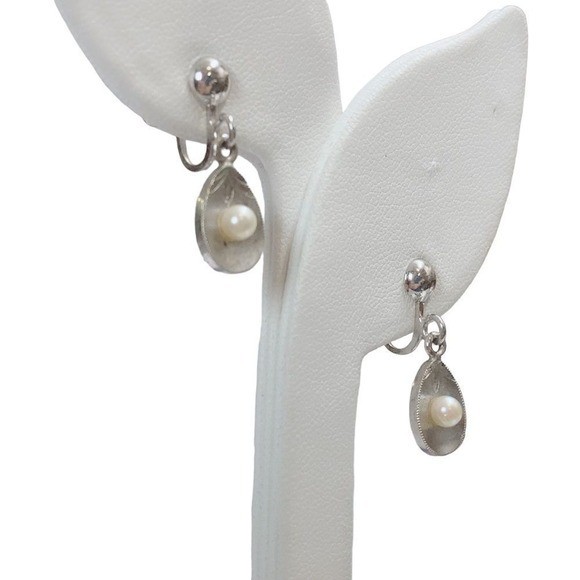 Vintage Sterling Lamode Pearl Screw Back Drop Dangle Earrings Old Money Coastal