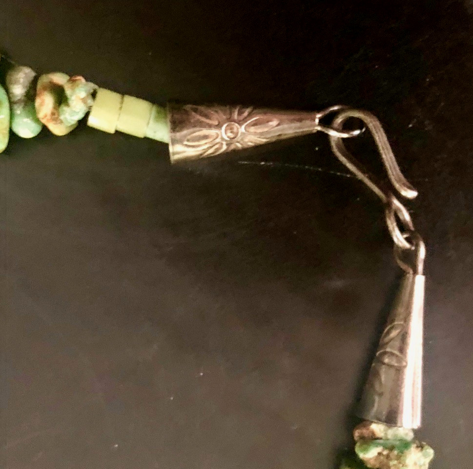 VTG South W Native TURQUOISE NECKLACE 22″ Nuggets Silver Cones Hook Clasp 70-80s