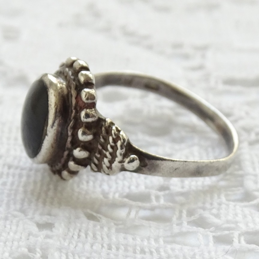 Vintage CW 925 Sterling Silver Black Onyx Designer Ring Size 6 3/4 Hallmarked