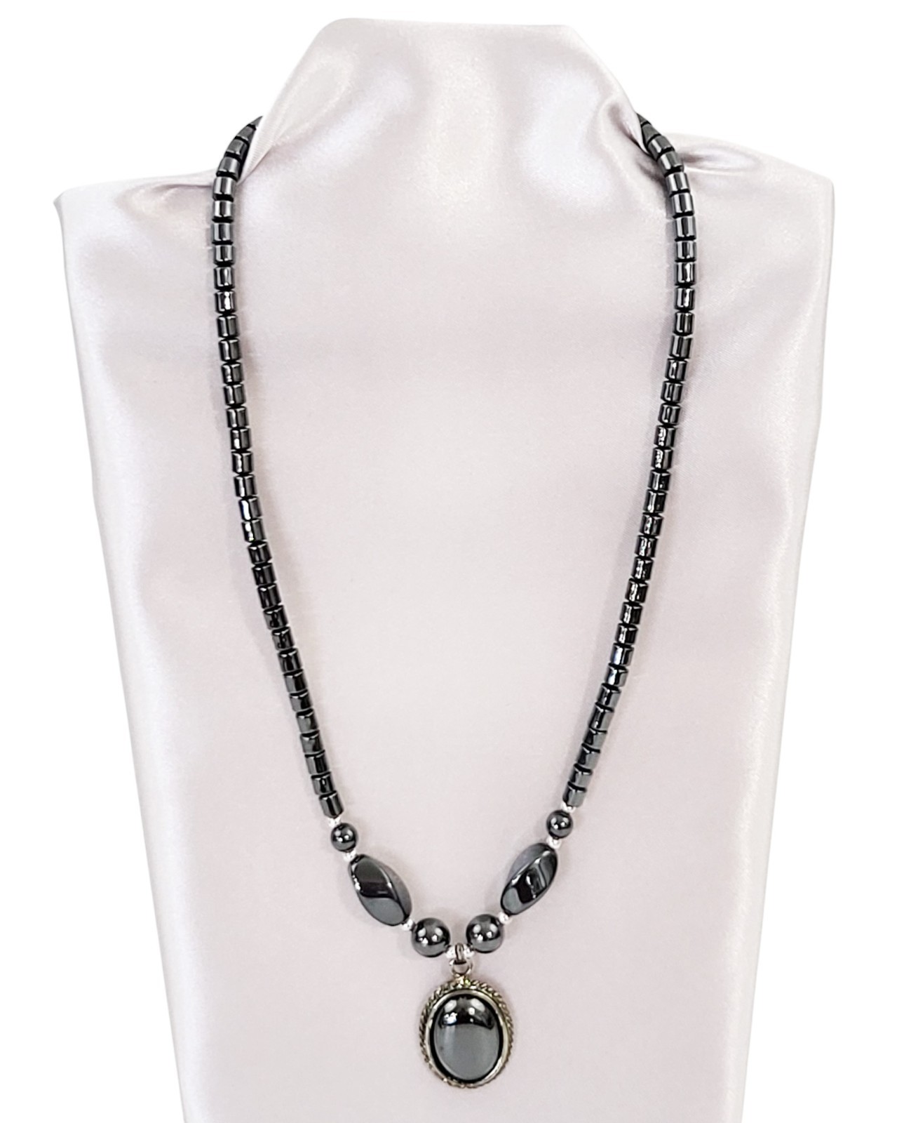 Hematite Barrel Bead Choker Vintage Grey Necklace 18 Inch Fish Hook Clasp