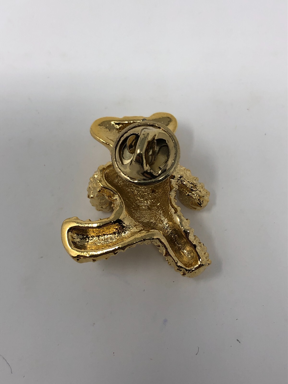 Vintage TEDDY BEAR Avon Christmas Gold Red Bow Pin Brooch Costume Jewelry